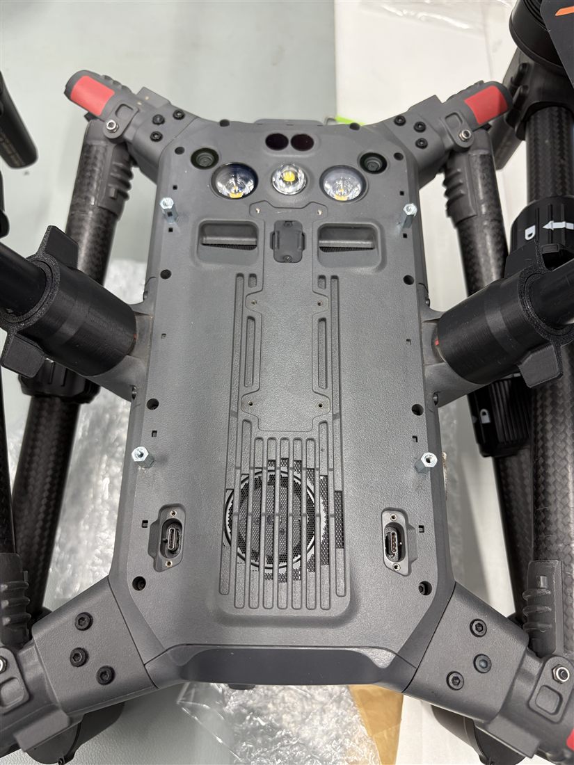 M3x10 standoffs installed in the DJI Matrice 350 mounting holes
